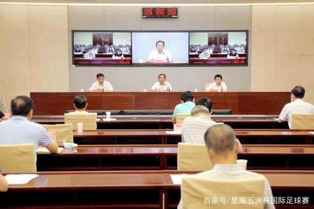 半场战报：海港1-0领先新鹏城，克劳德进球，阿代米的进球被判无效